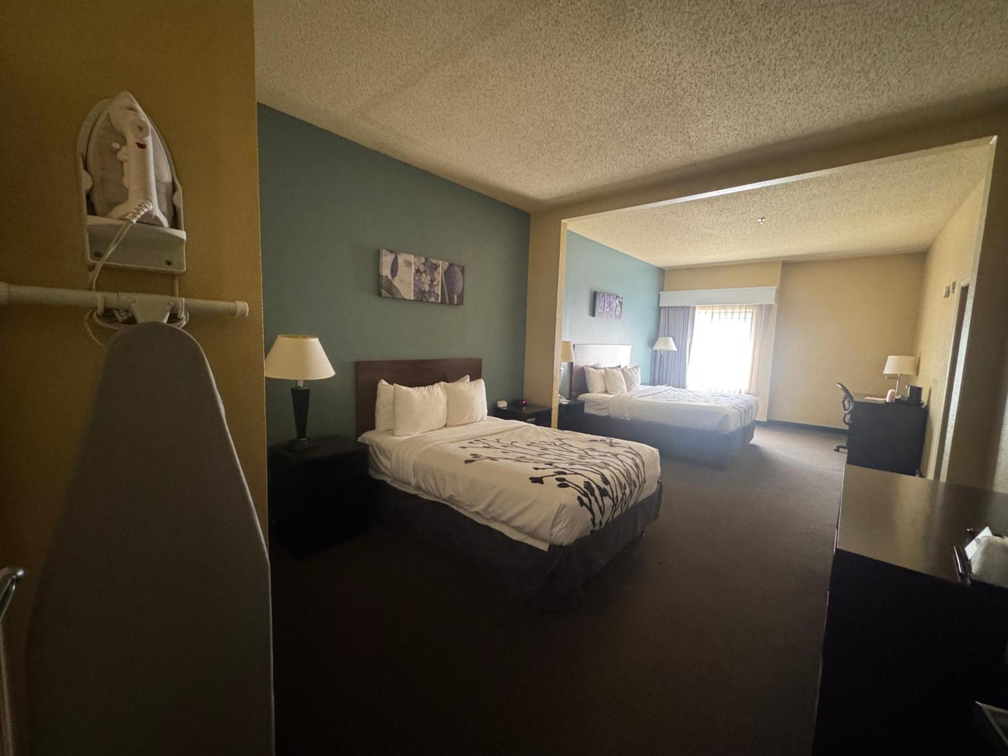 Sleep Inn & Suites Хатисбург Екстериор снимка