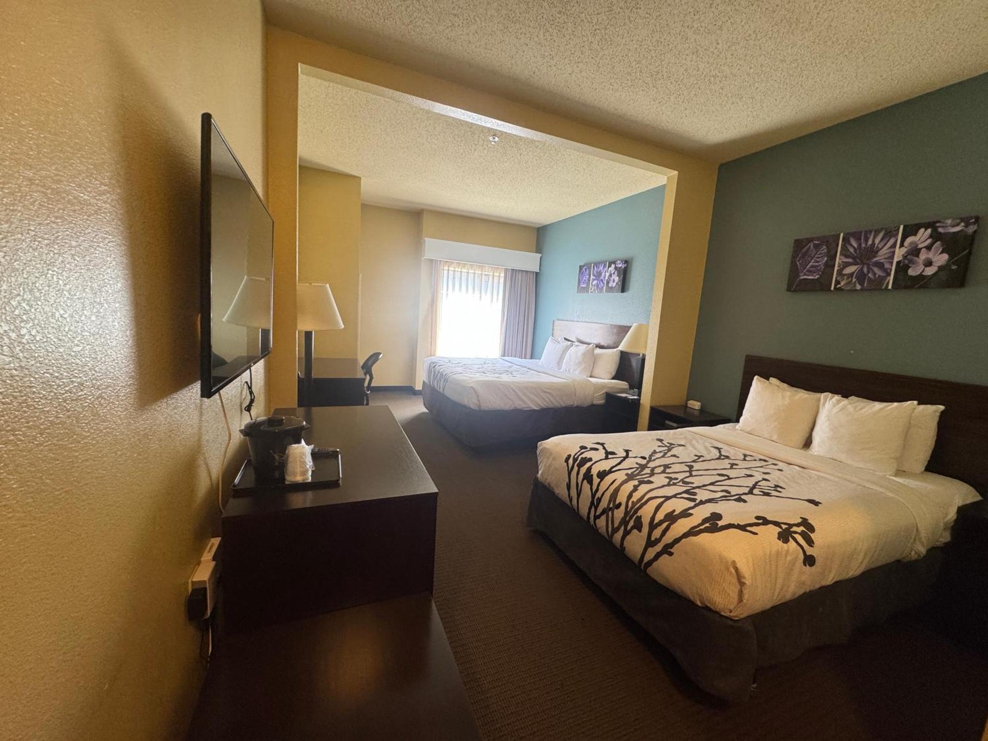 Sleep Inn & Suites Хатисбург Екстериор снимка