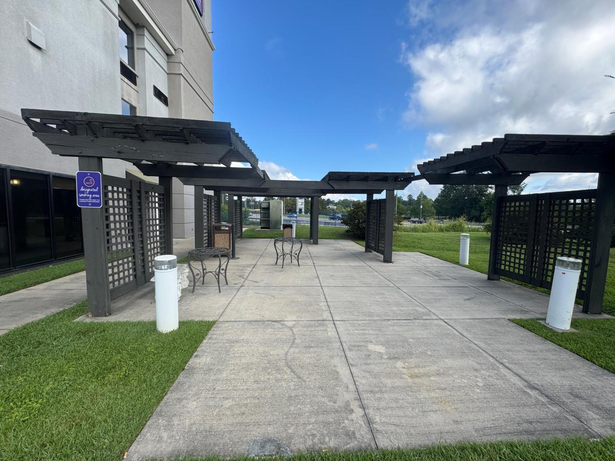Sleep Inn & Suites Хатисбург Екстериор снимка