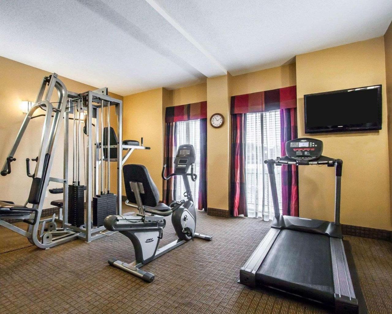Sleep Inn & Suites Хатисбург Екстериор снимка
